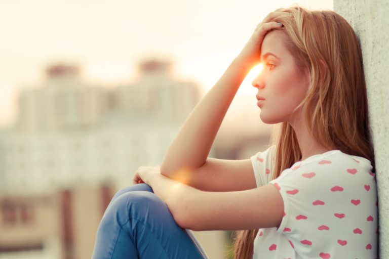 Šta znači ako se osoba hvalisa objavama na društvenim mrežama, prema psihologiji - content image