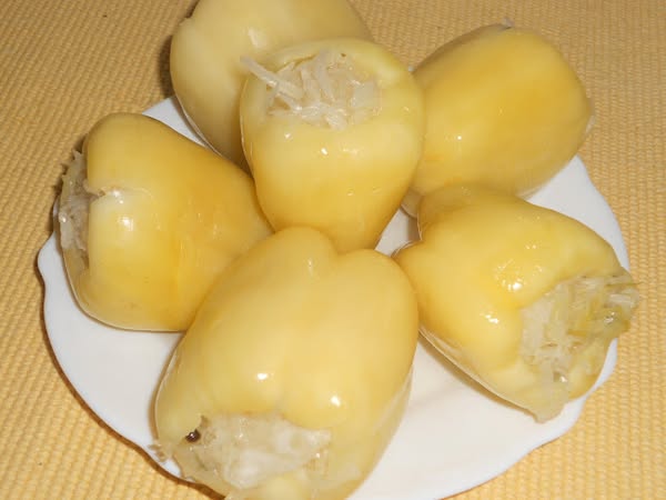 PAPRIKE PUNJENE KUPUS0M ZA ZIMNICU - featured image