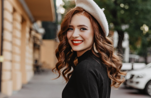 Devojčica koja je skrivala svoj ručak — Priča koja je rasplakala celo mesto