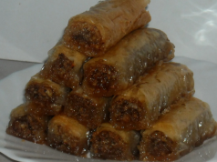 Baklava u rolnicama – hrskava spolja, savršena iznutra