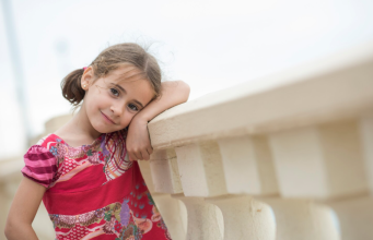 Gladna i promrzla sela je za tuđi sto i pojela ostatke, a onda se pojavio vlasnik restorana i uradio nešto neočekivano