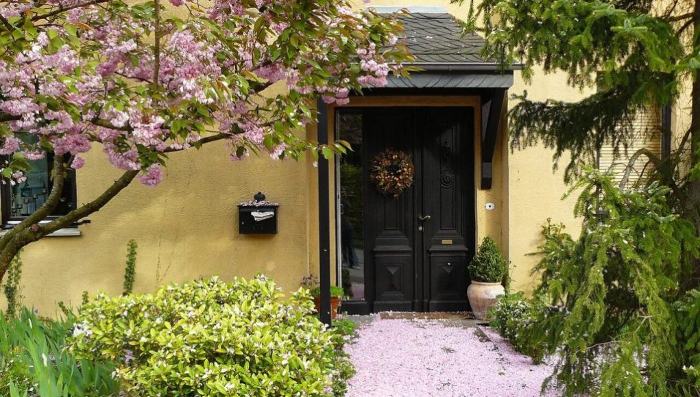 Ovaj predmet uvek držite ispred ulaznih vrata, nikako u kući! Kažu da čuva ukućane od zla i nemaštine - featured image