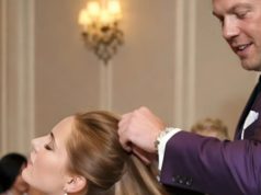 Na porodičnoj proslavi moj zet je naglo povukao moju kćerku za kosu jer je uradila „nešto pogrešno“, a njegov otac i gosti su ga čak podržali riječima: „Žena mora znati svoje mjesto.“ 🤦♀️ Na porodičnoj proslavi moj zet je naglo povukao moju kćerku za kosu jer je uradila „nešto pogrešno“, a njegov otac i gosti su ga čak podržali riječima: „Žena mora znati svoje mjesto.“ 🤦♀️ - featured image