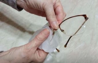 NIKAKO NE BACAJTE NAOČARE KADA IZGREBETE STAKLA: NIKAKO NE BACAJTE NAOČARE KADA IZGREBETE STAKLA: - featured image