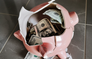 Ono što sam pronašla u sinovoj kasici nisam mogla da zamislim