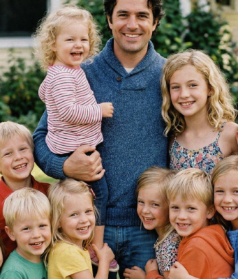 Priča o izboru, odgovornosti i istini: Kako sam postao otac desetero djece i otkrio tajnu koja je sve promijenila