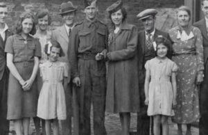 Slika sa srpske svadbe stara 100 godina otkriva istinu od koje nas hvata mučnina: Vidite li vi jeziv detalj? (FOTO) Slika sa srpske svadbe stara 100 godina otkriva istinu od koje nas hvata mučnina: Vidite li vi jeziv detalj? (FOTO) - featured image