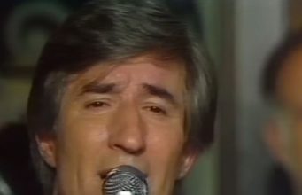 Svi misli da je Tomu Zdravkovića ubio rak, njegova Goca frapirala otkrićem da je to laž: Povukao koban potez koji ga je usmrtio, ovako je zaista skončao Svi misli da je Tomu Zdravkovića ubio rak, njegova Goca frapirala otkrićem da je to laž: Povukao koban potez koji ga je usmrtio, ovako je zaista skončao - featured image