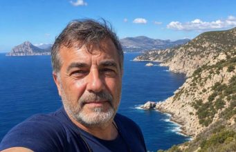 Sa 64 godine napokon sam odlučio da više nikada neću otići svojoj djeci u posjet a da me prethodno nisu pozvala. Nasmiješili su se kad sam ih došao posjetiti… Sa 64 godine napokon sam odlučio da više nikada neću otići svojoj djeci u posjet a da me prethodno nisu pozvala. Nasmiješili su se kad sam ih došao posjetiti… - featured image