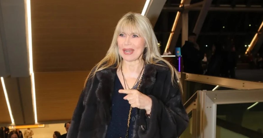 Stigla tužba Suzani Jovanović! Posle smrti Saše Popovića saznala za jezive detalje, evo ko se umešao!!!SLIKE I VIDEO SNIMCI OD KOJIH JE PALA U NESVJEST(FOTO) - featured image