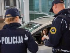 ADAC objavio šta nikad ne smijete imati u automobilu: Policija vas može kazniti i s 10.000 eura ADAC objavio šta nikad ne smijete imati u automobilu: Policija vas može kazniti i s 10.000 eura - featured image