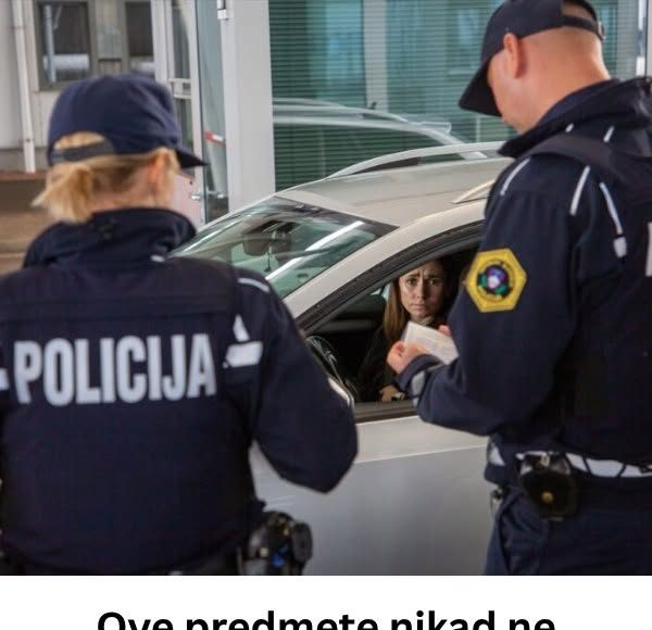 ADAC objavio šta nikad ne smijete imati u automobilu: Policija vas može kazniti i s 10.000 eura - featured image ADAC objavio šta nikad ne smijete imati u automobilu: Policija vas može kazniti i s 10.000 eura - featured image