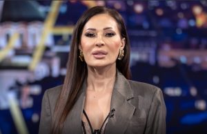 SVI U ŠOKU!!!! PJEVAČICA U EMISIJI DOŽIVJELA INFARKT Onesvijestila se pred kamerama!Veljko i Anastasija van sebe…. SVI U ŠOKU!!!! PJEVAČICA U EMISIJI DOŽIVJELA INFARKT Onesvijestila se pred kamerama!Veljko i Anastasija van sebe…. - featured image