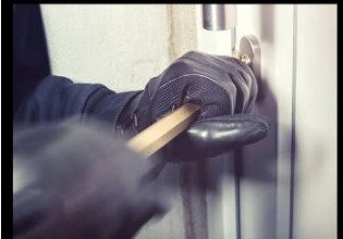 NA 0V0 MJEST0 VlŠE NEM0JTE 0STAVLJATl SV0JE DRAG0CJEN0STl: Lopovi prvo provjere ovih 5 mjesta u vašem domu NA 0V0 MJEST0 VlŠE NEM0JTE 0STAVLJATl SV0JE DRAG0CJEN0STl: Lopovi prvo provjere ovih 5 mjesta u vašem domu - featured image