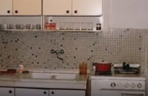 Vraća se čuveni trend iz Jugoslavije koji smo svi rušili i izbacivali iz kuća: Sada je najveći hit Vraća se čuveni trend iz Jugoslavije koji smo svi rušili i izbacivali iz kuća: Sada je najveći hit - featured image