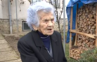 Danica iz Banjaluke ima 103 godine, ne pije lekove, sama sređuje dvorište i pravi zimnicu: Ali otkad zna za sebe ne preskače ovaj obrok Danica iz Banjaluke ima 103 godine, ne pije lekove, sama sređuje dvorište i pravi zimnicu: Ali otkad zna za sebe ne preskače ovaj obrok - featured image