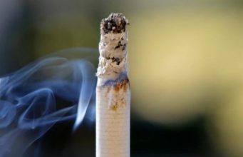 KUĆA VAM SMRDI OD DUHANA, A NE ZNATE KAKO DA JE OSVJEŽITE?- Provjeren trik za uklanjanje smrada duhanskog dima- BIĆETE ODUŠEVLJENI! KUĆA VAM SMRDI OD DUHANA, A NE ZNATE KAKO DA JE OSVJEŽITE?- Provjeren trik za uklanjanje smrada duhanskog dima- BIĆETE ODUŠEVLJENI! - featured image