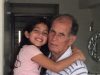 Moja desetogodišnja kći šapnula mi je: „Mama, djed kaže da imam prekrasno tijelo i figuru. Želi da mu nešto pokažem u njegovoj spavaćoj sobi, ali natjerao me da obećam da ti neću reći.” Ukočila sam se. Pretvarala sam se da se smiješim, ali te noći nisam mogla zaspati. Sljedećeg dana potajno sam ušla u kuću svojeg oca. Kad sam otključala vrata njegove spavaće sobe, ugledala sam nešto zbog čega sam vrisnula… Moja desetogodišnja kći šapnula mi je: „Mama, djed kaže da imam prekrasno tijelo i figuru. Želi da mu nešto pokažem u njegovoj spavaćoj sobi, ali natjerao me da obećam da ti neću reći.” Ukočila sam se. Pretvarala sam se da se smiješim, ali te noći nisam mogla zaspati. Sljedećeg dana potajno sam ušla u kuću svojeg oca. Kad sam otključala vrata njegove spavaće sobe, ugledala sam nešto zbog čega sam vrisnula… - featured image