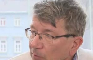 POZNATI ONKOLOG UPOZORIO SVE KOJI IMAJU VIŠE OD 50 GODINA DA NE IGNORIŠU OVU BOL: Čest simptom može da ukaže na… POZNATI ONKOLOG UPOZORIO SVE KOJI IMAJU VIŠE OD 50 GODINA DA NE IGNORIŠU OVU BOL: Čest simptom može da ukaže na… - featured image